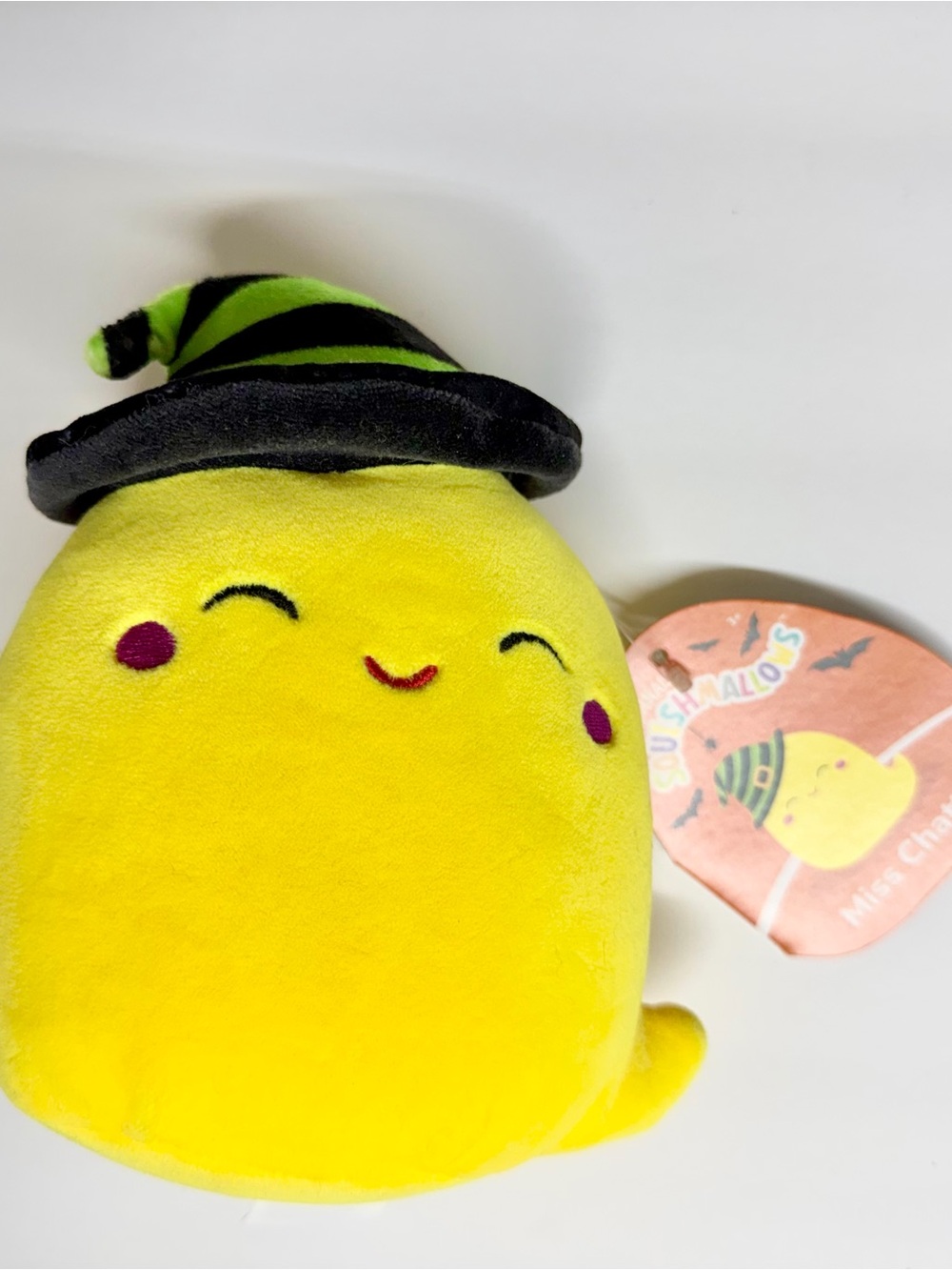 Squishmallows Miss Chatty Yellow Ghost Halloween Plush w/ Hat, 2021 Halloween